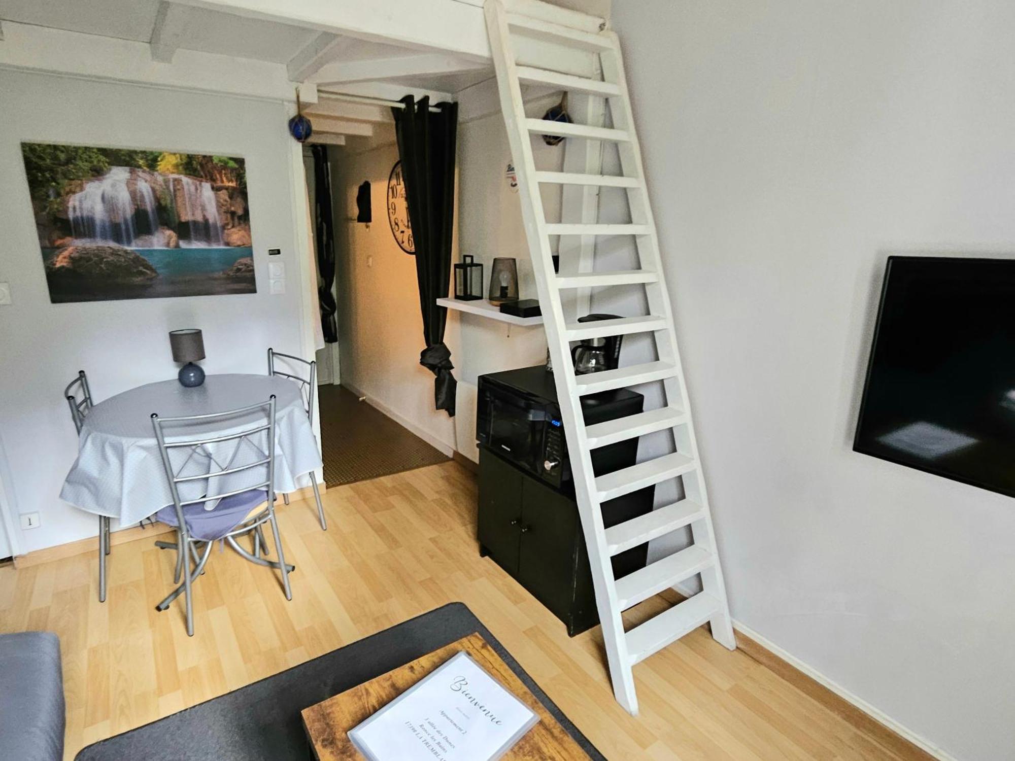Agreable Studio Ronce Les Bains 라 트럼블라드 외부 사진